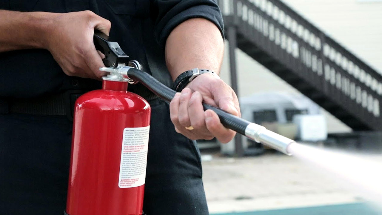 CURSO-USO-Y-MANEJO-DE-EXTINTORES
