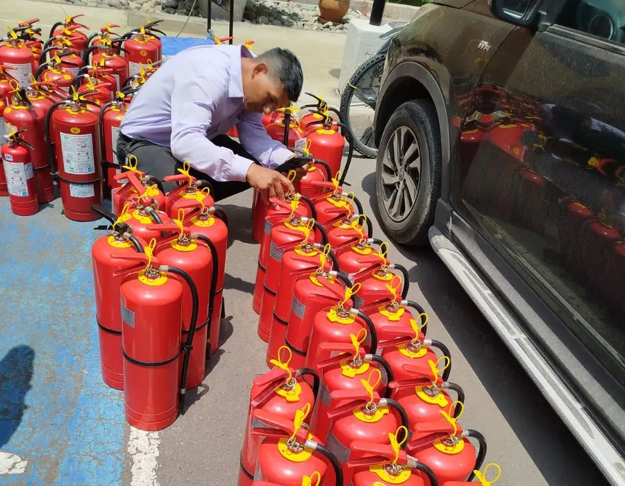 Img-Recarga-de-extintores